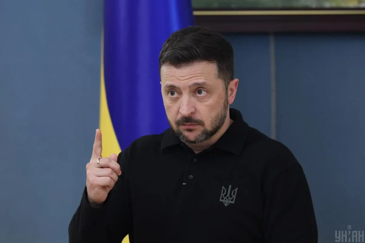 Зеленський під час телефонної розмови з президентом ОАЕ Мухаммадом бін Заїдом Аль Нагаяном, 1 серпня 2026 року
