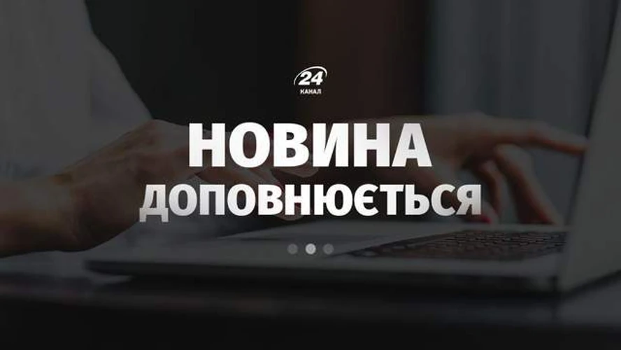 Пошкоджений тепловоз Укрзалізниці на місці повторної атаки дрона на Одещині