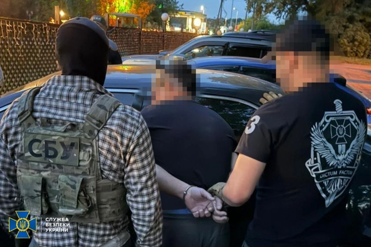 СБУ викрила групу, що готувала теракти й замах на блогера з Чернігівщини