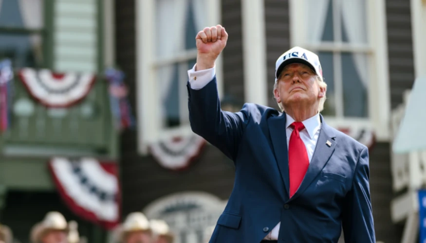 Президент США Дональд Трамп на передвиборчому мітингу у Техасі, США, 7 жовтня 2026 року (фото: REUTERS/Evan Vucci)