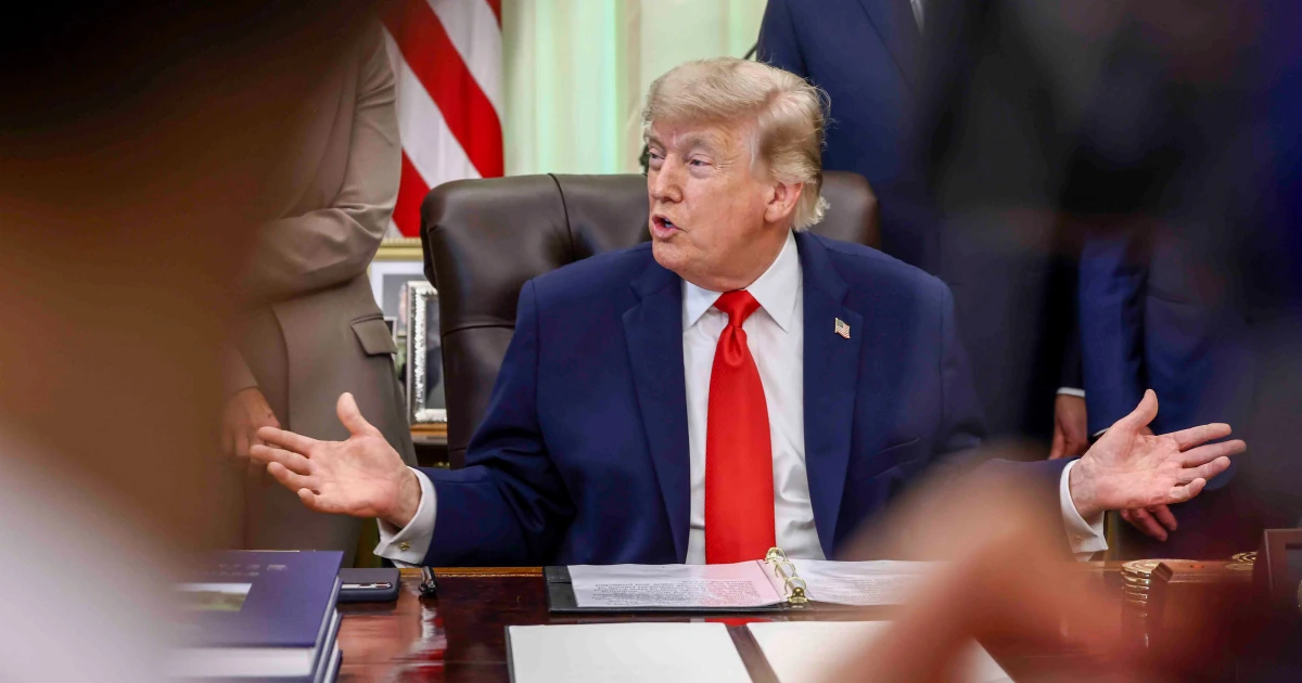 Заява Трампа 13 жовтня: США не зупиняли передачу розвідданих Києву